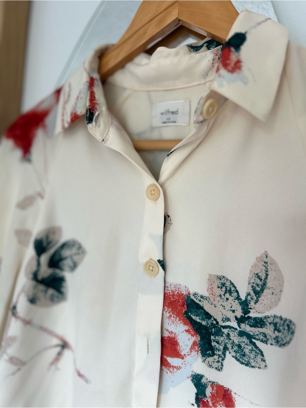 Aritzia Cream Short-Sleeve Button Down Shirt with Red & Green Floral Print - Picture 3 of 4